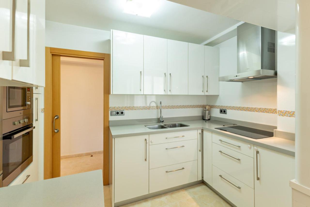 Charming 3 Bedroom Apartment At Triana Center By Oui Seville Sevilha Exterior foto